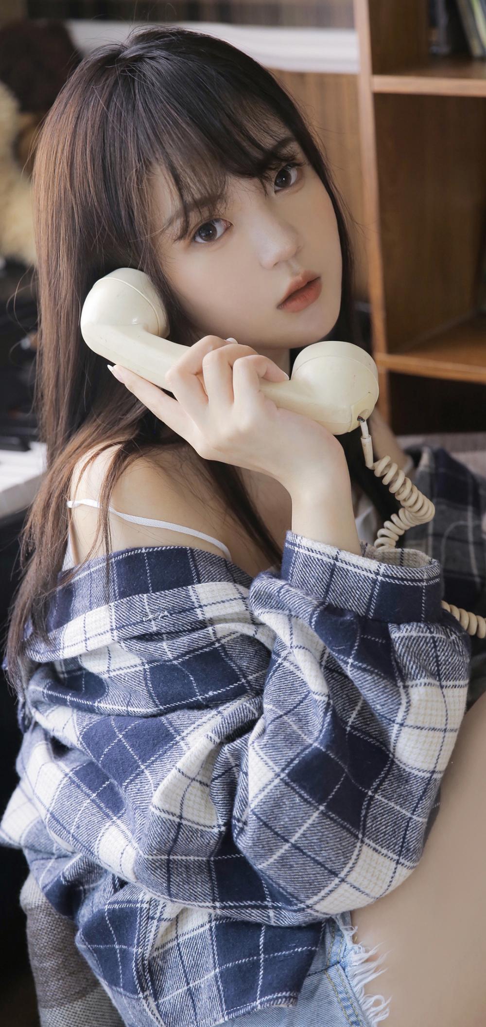 竞争与合作英语作文